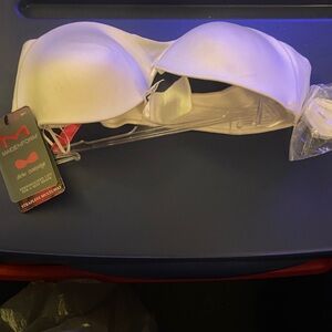 Maidenform White Strapless Bra